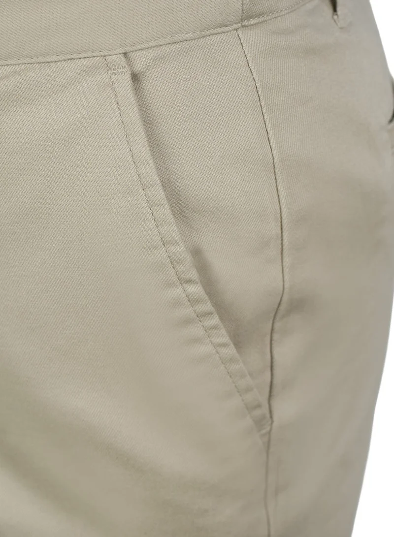 GIORDANO  Women’s High-Waist Twill Regular Tapered Fit Pant for Women | Best Price UAE